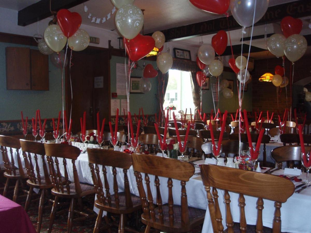 The Flask Inn Robin Hood's Bay Bagian luar foto